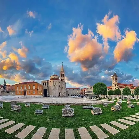 Klimatisierte Am Roemischen Forum Appartement Zadar